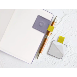 Portaboligrafo autoadhesivo antartik para cuaderno note con elastico hasta 15 mm grosor 1mm morado y amarillo