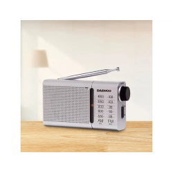 Radio portatil daewoo am/fm antena telescopica auriculares incluidos jack 3.5 mm color plata