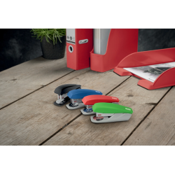 Grapadora petrus 210 reycle azul capacidad 25 hojas usa grapas 22/6