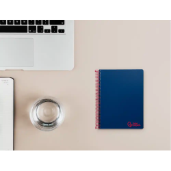 Cuaderno espiral liderpapel a6 micro wonder tapa plastico 120h 90 gr cuadro 5mm 4 bandas color azul marino