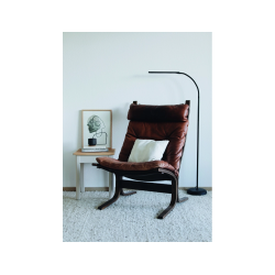 Lampara de escritorio maul led 5w 726lm luz calida brillo regulable cabezal reclinable negra