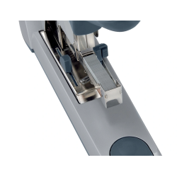 Grapadora petrus 1500 capacidad 120 hojas usa grapas 23/15xl color plata