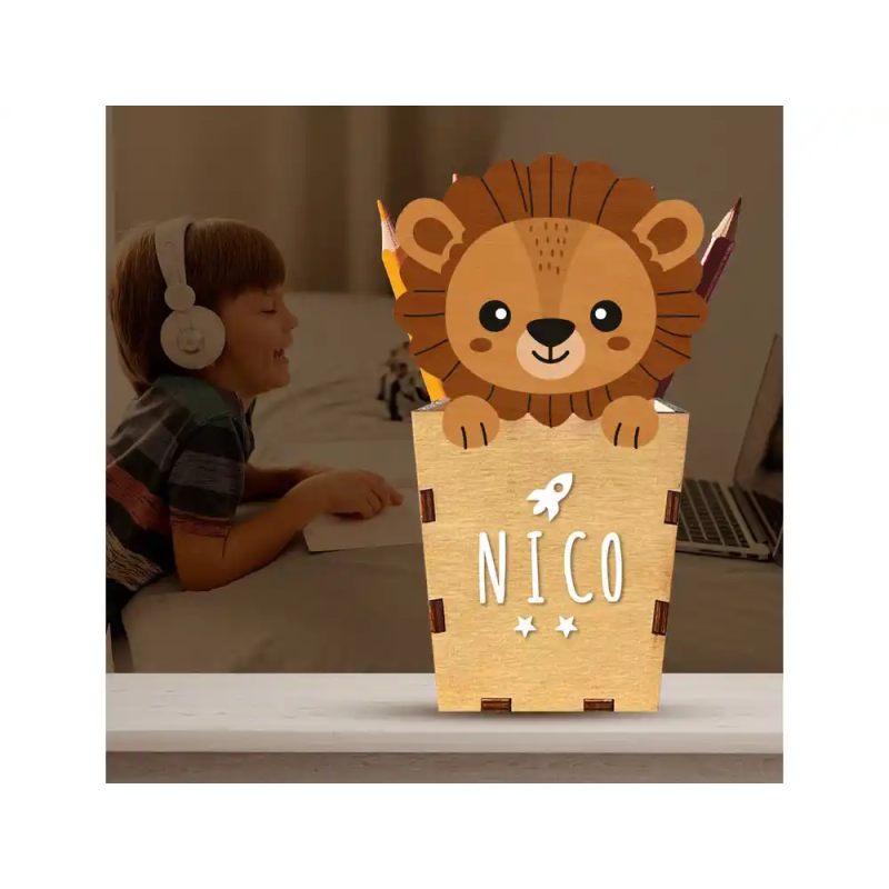 Cubilete portalapices vintiun personalizable lion