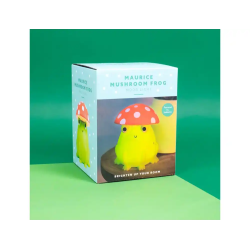 Lampara maurice the dog