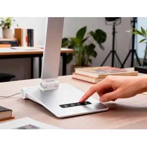 Lampara de escritorio q-connect sirio led 13w 800 lmtactil 3 niveles de color brillo regulable color plata