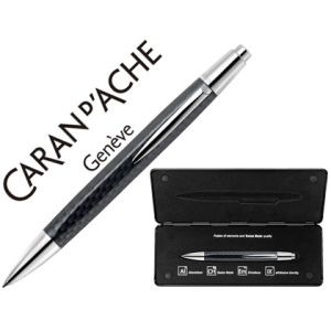 Boligrafo caran d'ache alchemix cuerpo fibra de carbono adornos cromados brillante con estuche punta