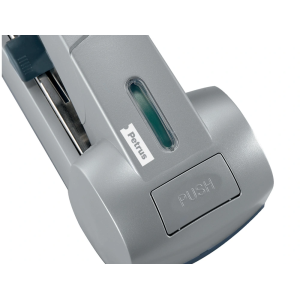 Grapadora petrus 1500 capacidad 120 hojas usa grapas 23/15xl color plata