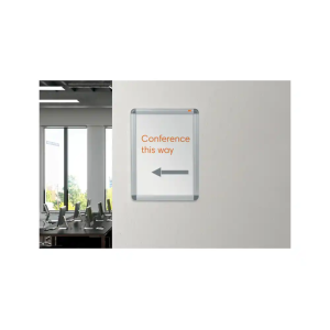 Vitrina de anuncios nobo con marco de aluminio a presion premium plus para exterior din a1 650x900x17 mm